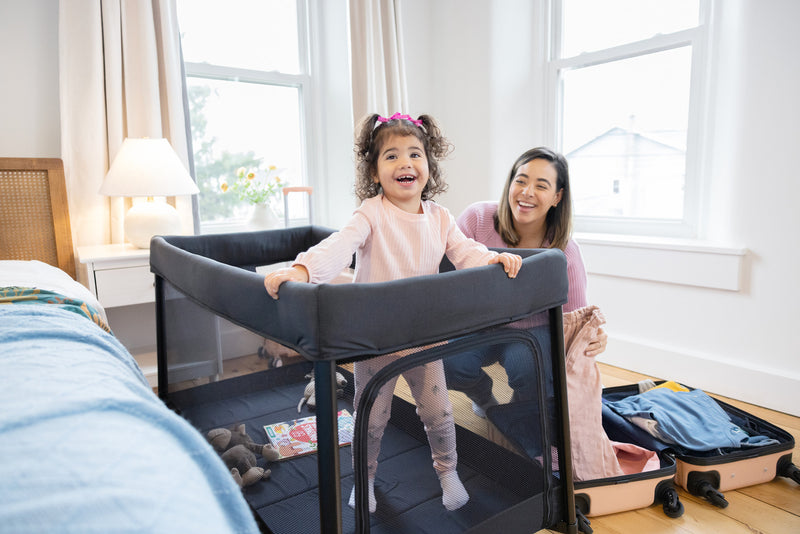 Joie Amigo™ Ferðarúm 60x120 cm